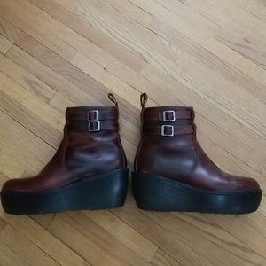 Doc Martens Platform Wedge